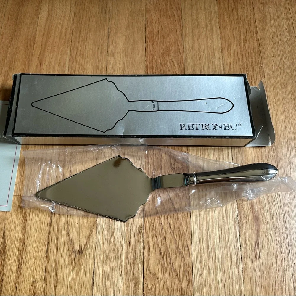 Retroneu stainless pie/pastry server